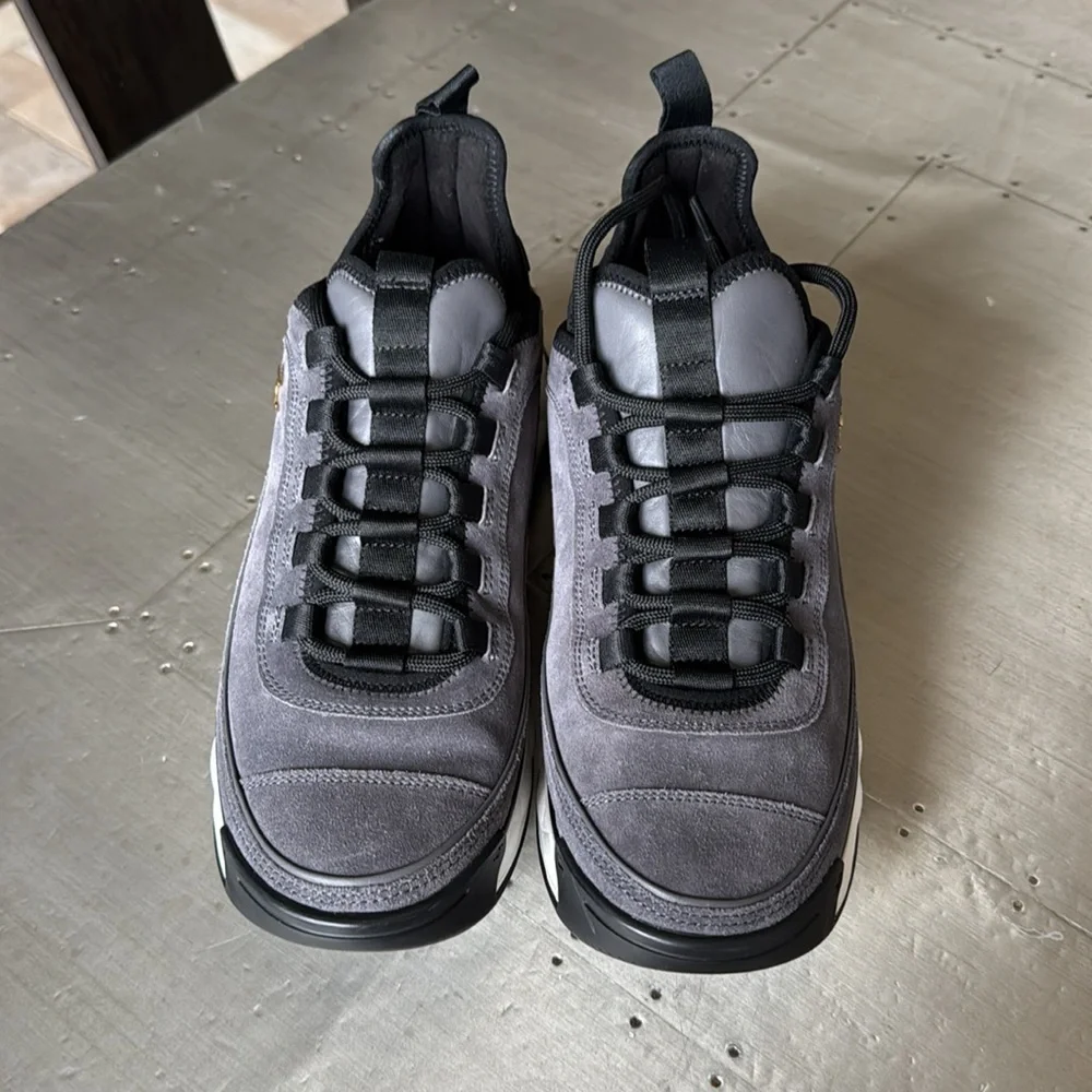 Chanel 23k gray grey suede sneakers trainers flats logo black flats sz 39